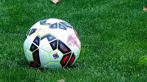 《惊爆！英超巨星街头遭遇枪口，神秘业内经纪成疑犯》