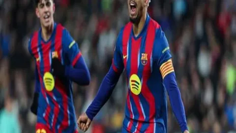 威尔逊以10-9战胜特鲁姆普，荣获2025年斯诺克冠军